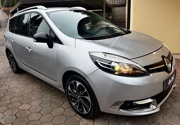 Zunanja slika - Renault Scénic - Grand Scenic dCi 130 Energy Bose Navi Alcantara TOP STANJE - 3