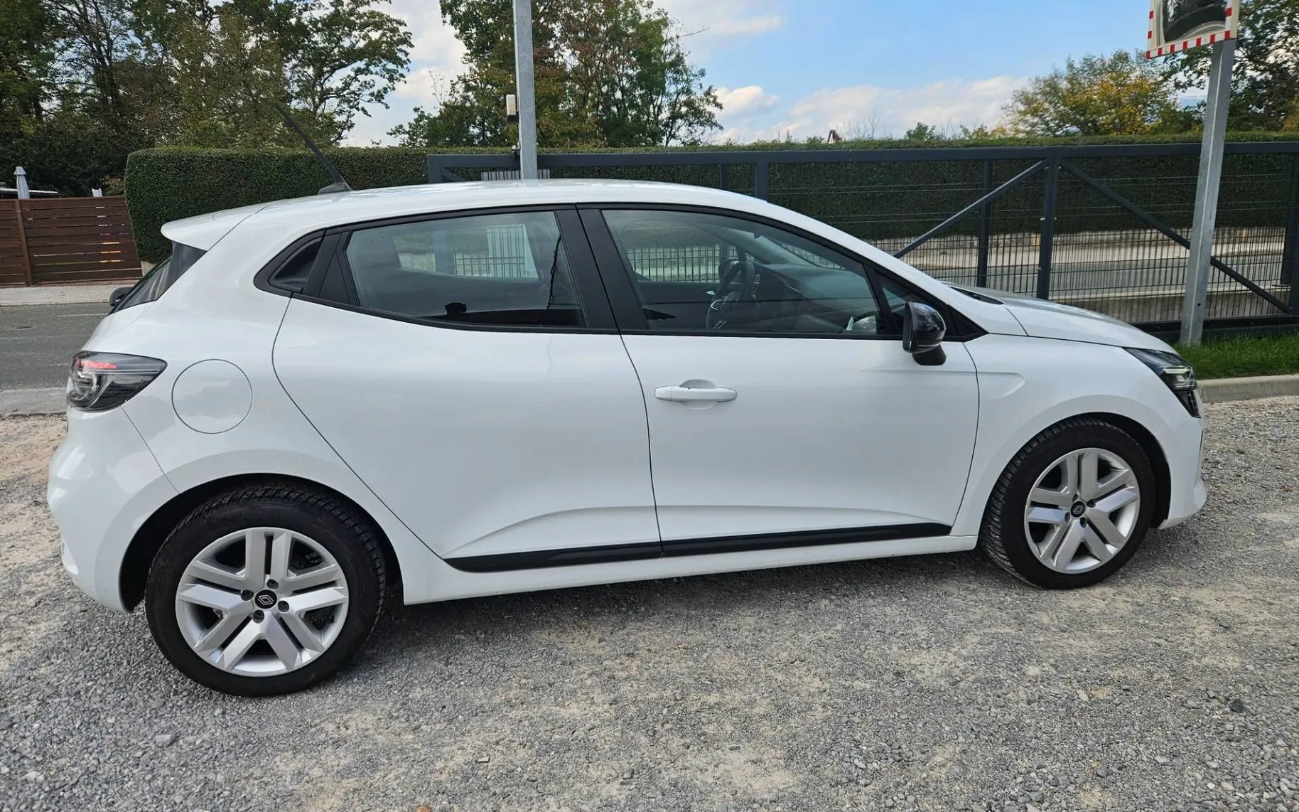 Zunanja slika - Renault Clio - TCe 90  1.LASTNIK SLO SAMO 84000KM - 5