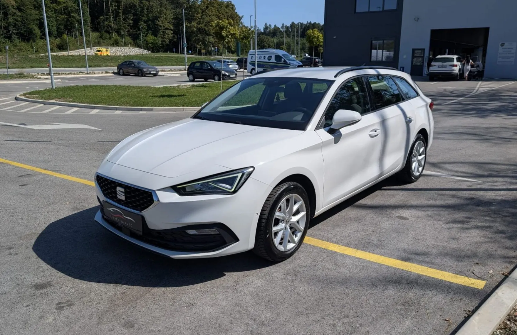 Zunanja slika - Seat Leon - 2.0 TDI STYLE ST|fuLED|AC|NAVI|ASSIS|Wirtual - 1