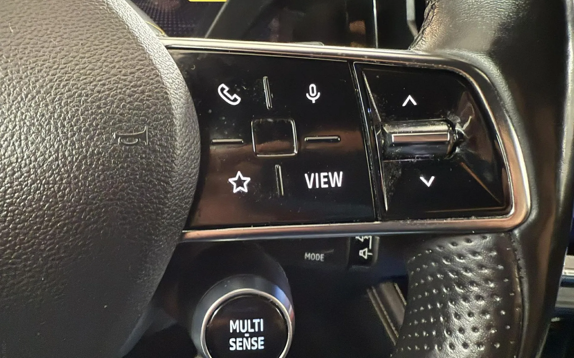 Zunanja slika - Renault Austral - 1.2 HEV 200 E-TECH ICONIC ALPINE.KAMERA.NAVI.LED - 14