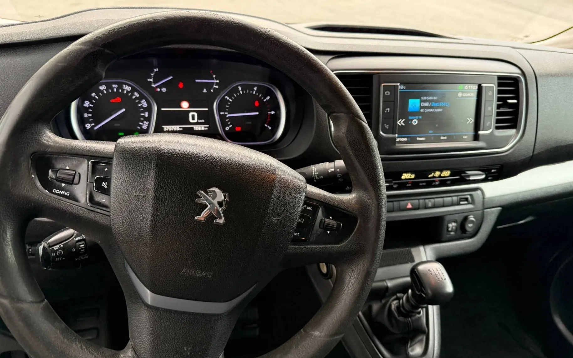 Notranja slika - Peugeot Traveller - 2.0 HDI 9-SEDEZEV... IZKAZAN DDV... - 11