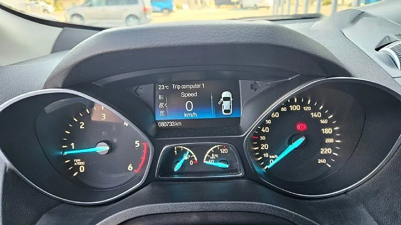 Zunanja slika - Ford Kuga - 1.5 TDCi Style - 3