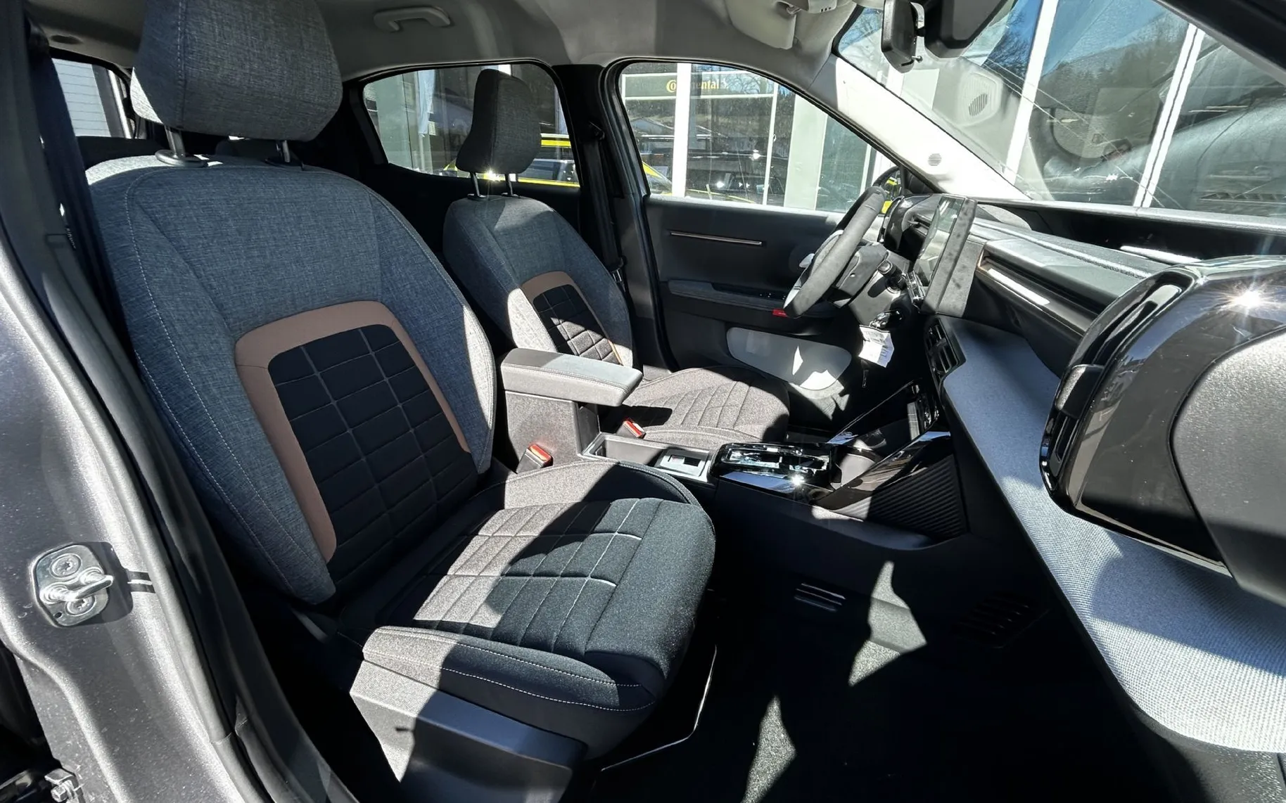 Zunanja slika - Citroën C3 Aircross - Hybrid145 ëDCS6 PLUS - 10