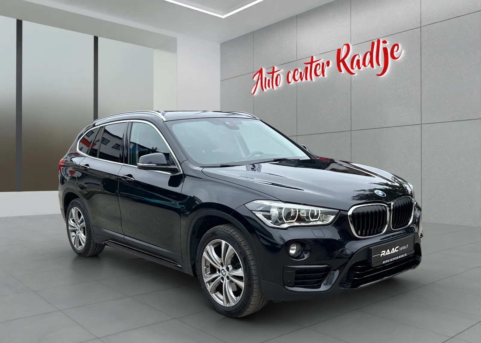 Zunanja slika - BMW X1 - XDRIVE 18/D AUT. - 1