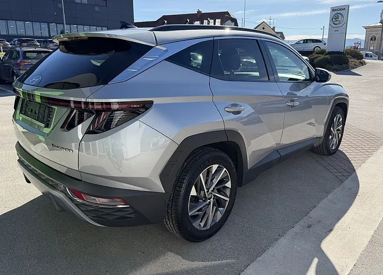 Zunanja slika - Hyundai Tucson - 1.6 T-GDI 150 PREMIUM 2WD - SLO- 1. LASTNIK - - 7