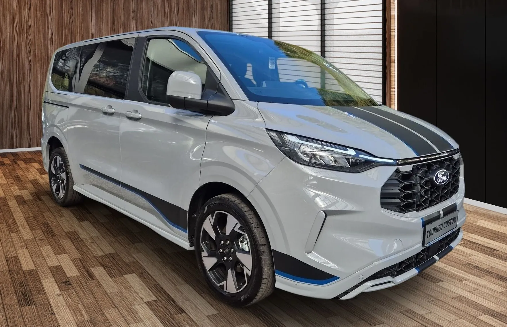 Zunanja slika - Ford Tourneo - Custom SPORT 2.0 TDCi 170PS A8 L1 FWD-SLUŽBENO VOZILO - 2