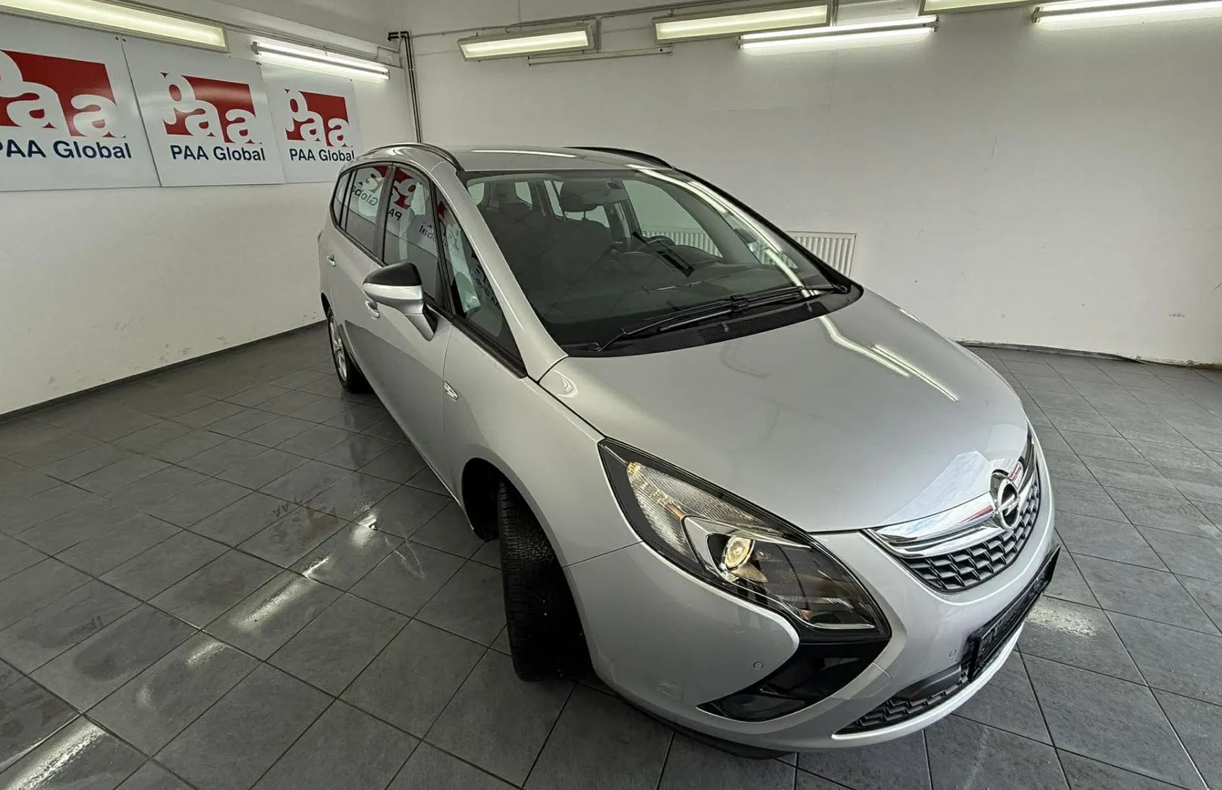 Zunanja slika - Opel Zafira - Opel  1.4 TURBO 103KW.NEMŠKI.NAVI.7 SEDEŽEV. - 2