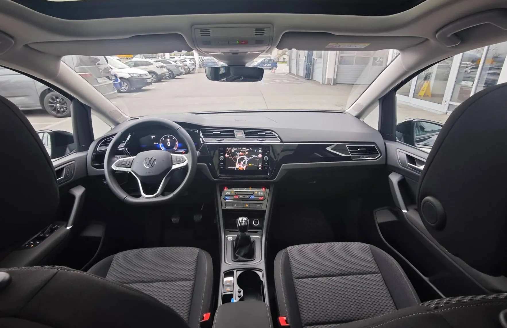 Zunanja slika - Volkswagen Touran - 2.0 TDI 4 ALL |PANORAMA|NAVI|FULL LED| - 10