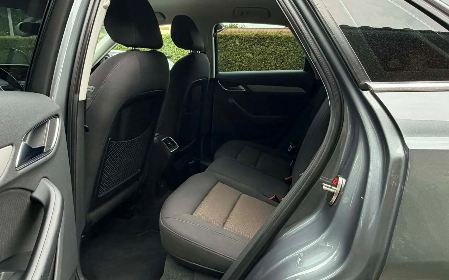 Notranja slika - Audi Q3 - 2.0 TDI-176.000km-1 LASTNIK-LIZING ZA TUJCE- - 12