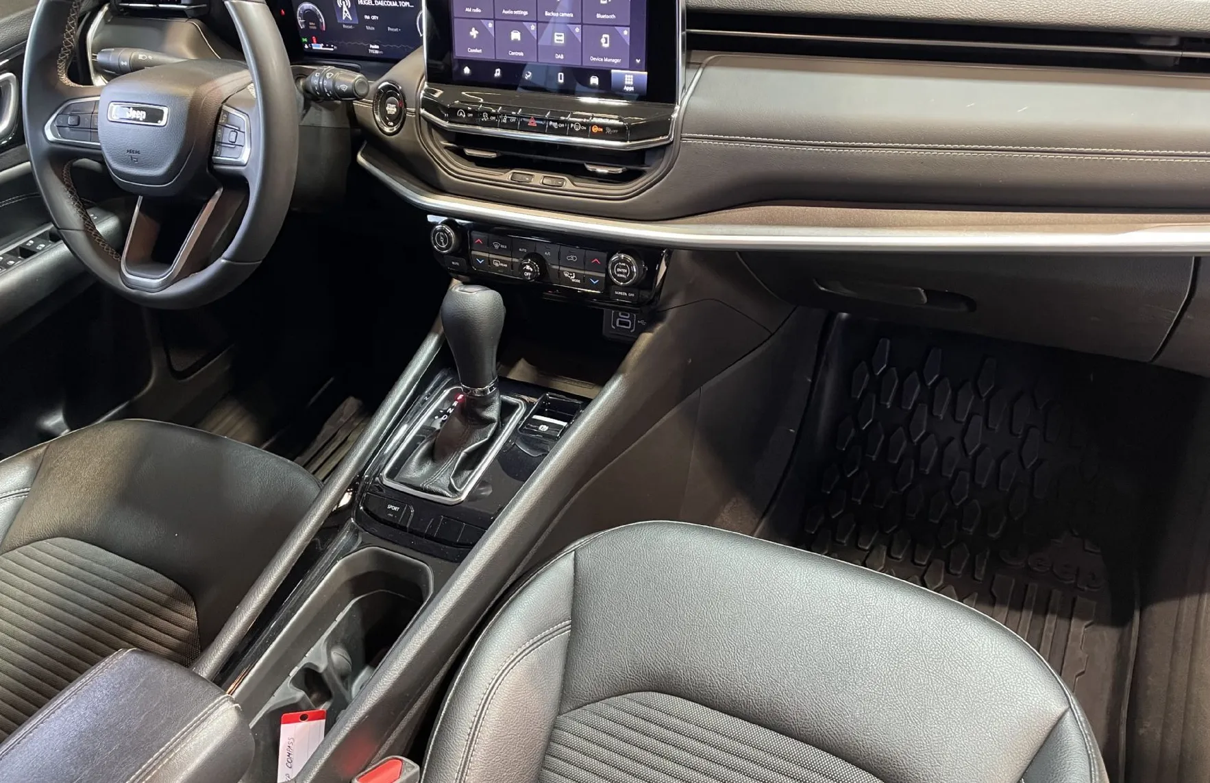 Zunanja slika - Jeep Compass - 1.LASTNIK-SLO-RADAR-KAMERA-LED-GRETJE SEDEŽEV - 10