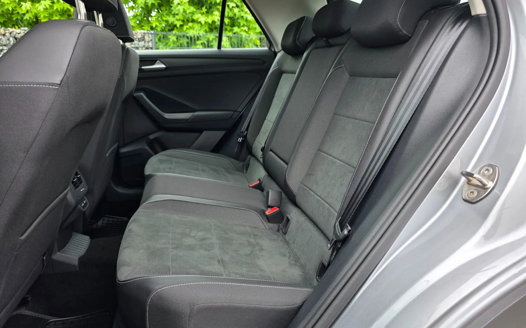 Zunanja slika - Volkswagen T-Roc - 1,0 TSI BMT - 10