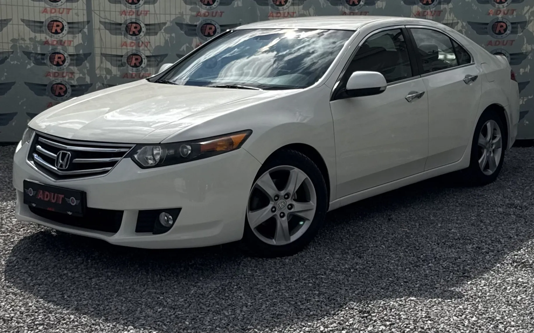 Zunanja slika - Honda Accord - 2.2 i-DTEC Executive SLO - 3
