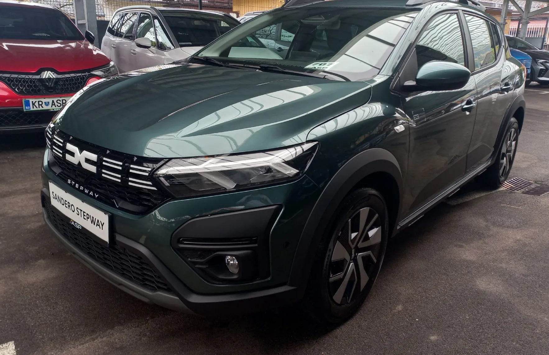 Zunanja slika - Dacia Sandero - 1.0 TCe 90 Stepway Expression - 2