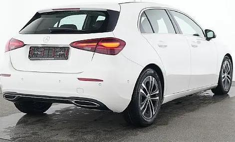 Zunanja slika - Mercedes-Benz A-Razred - 180 MHEV AVT-KAMERA-DAB-APPLE-LED-GRETJE-VIDEO - 3