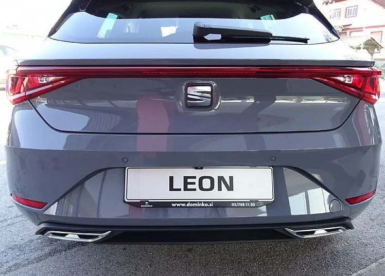 Zunanja slika - Seat Leon - 1.5 TSI 85KW FR - VLEČNA KLJUKA - - 4