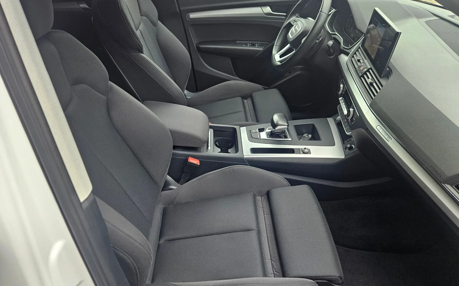 Zunanja slika - Audi Q5 - 2.0 TDI Q AUT. - 12