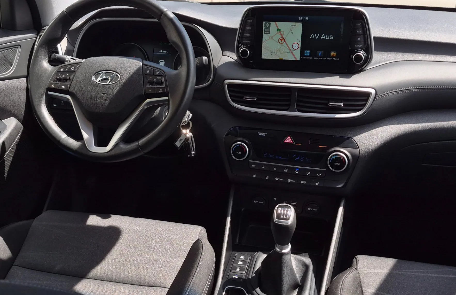 Zunanja slika - Hyundai Tucson - 4WD 1.6 CRDi Style - 9