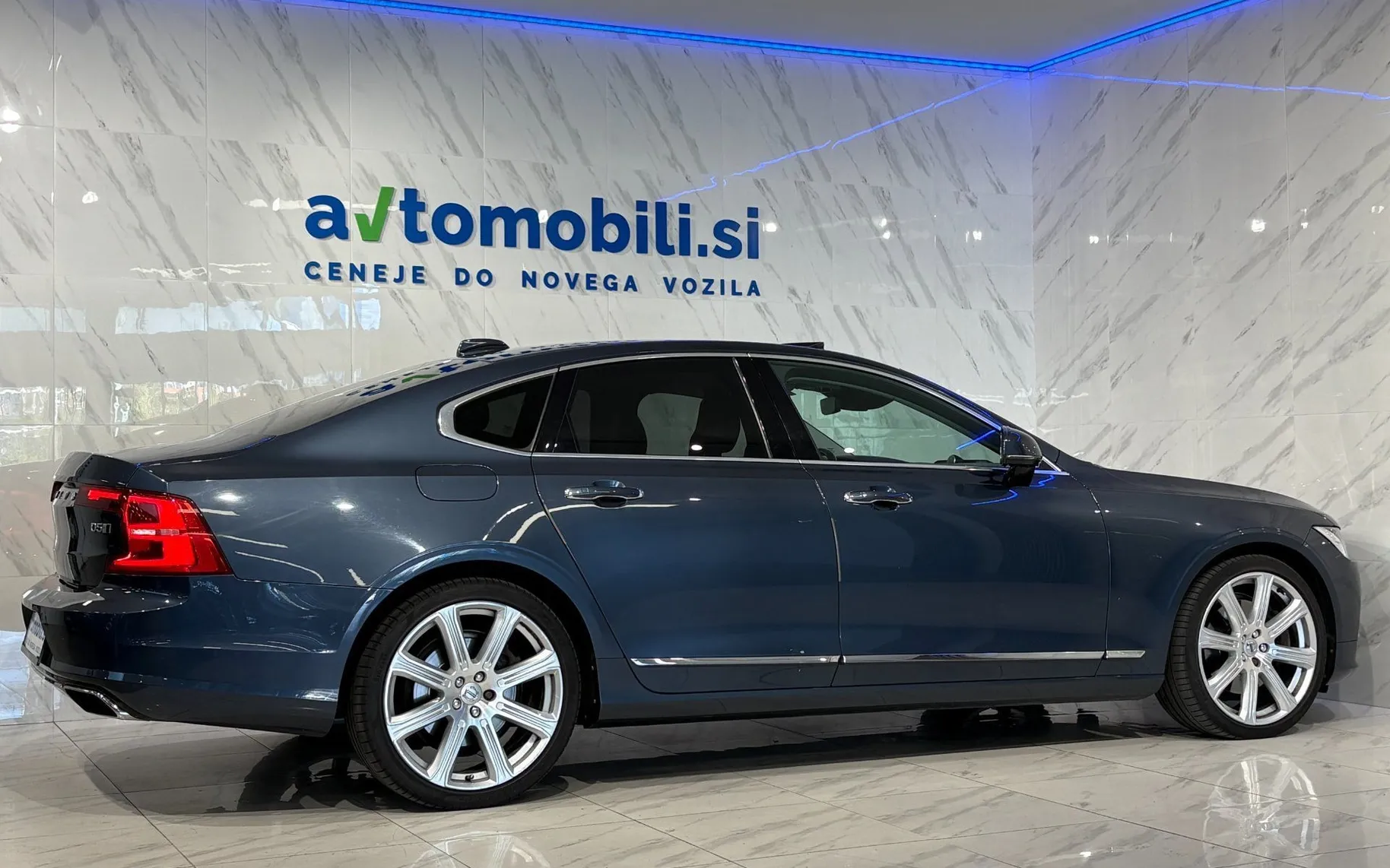 Zunanja slika - Volvo S90 - D5 AWD Inscription|Pano|ACC|360K|HUD|Hlaj|Bowers| - 5
