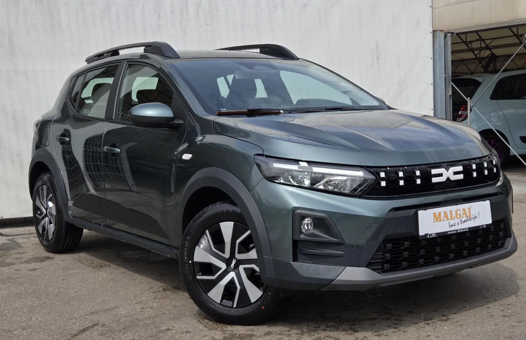 Zunanja slika - Dacia Sandero - Stepway Expression TCe110 + Paket Zima - 3