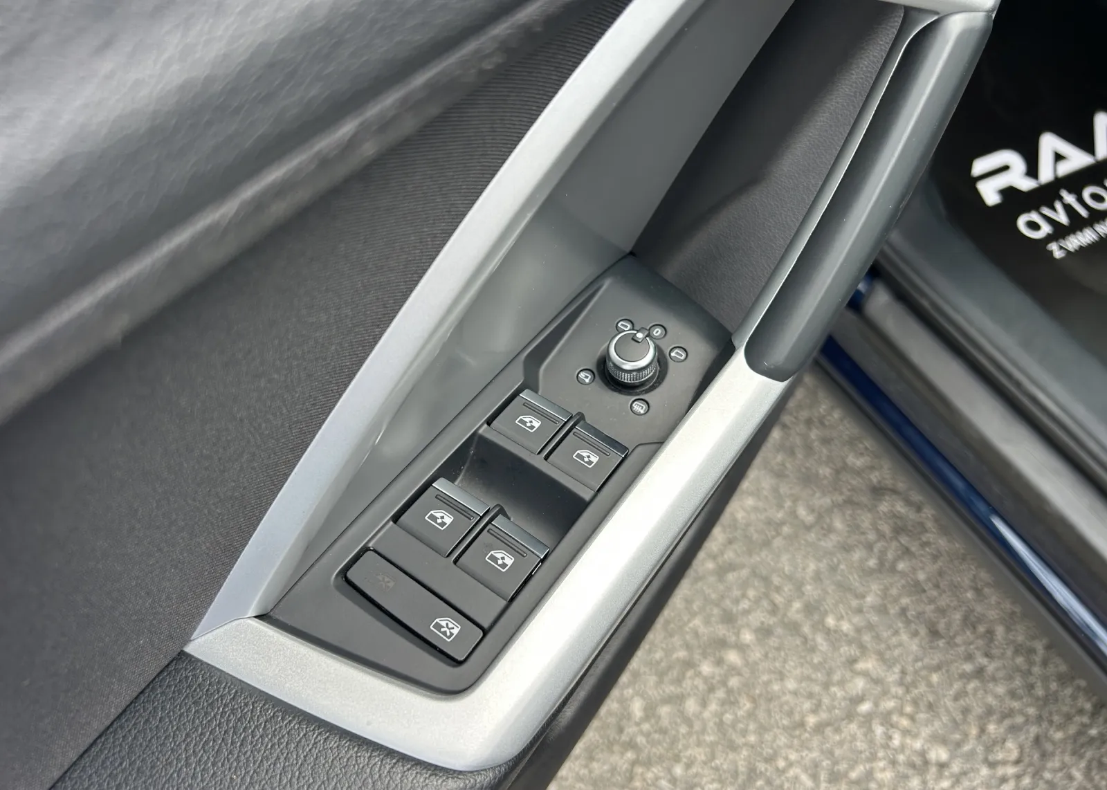 Zunanja slika - Audi Q3 - quattro 35 TDI S tronic - 16