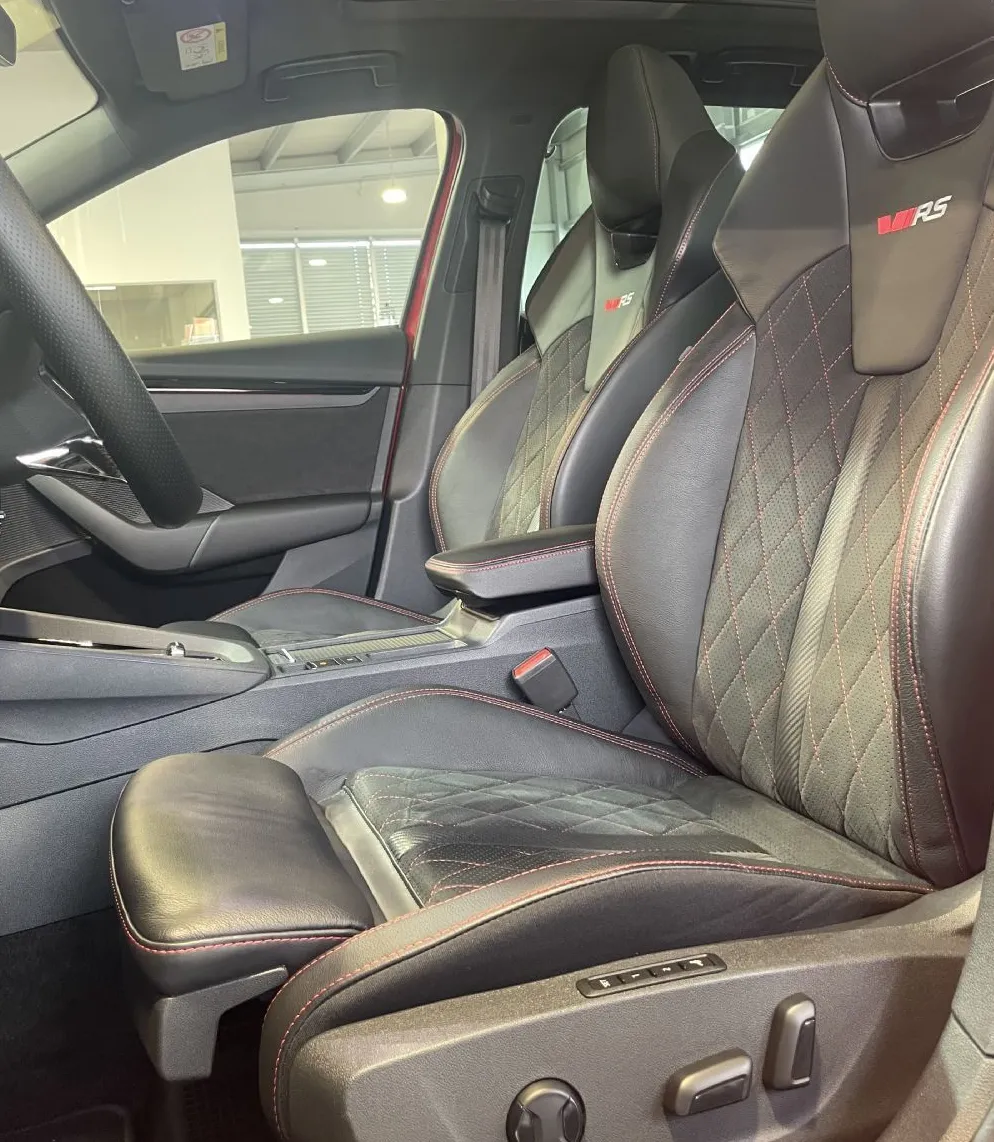 Zunanja slika - Škoda Octavia - RS-VIRTUAL-PANORAMA-NAVI-HALJENJE SED-ALCANTARA - 9
