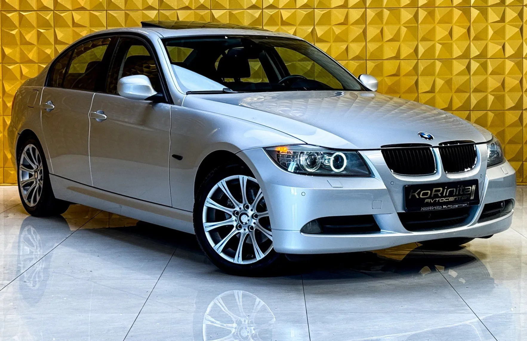 Zunanja slika - BMW Serija 3 - : 318d LCI-STREŠNO OKNO-GRETJE-NAVI-PDC... - 3
