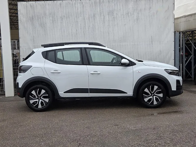 Zunanja slika - Dacia Sandero - Stepway ExpressionTCe110 novi model+4 leta servis - 4