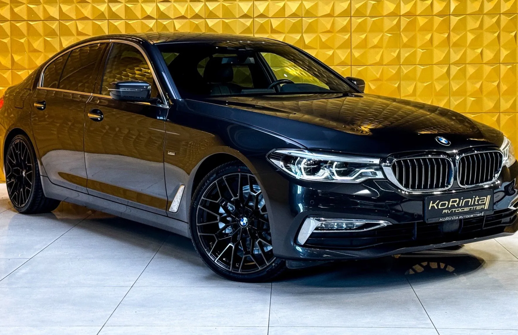 Zunanja slika - BMW Serija 5 - : 520d xDrive AUT.-LUXURY-LED-MEMORY-HEADUP - 3