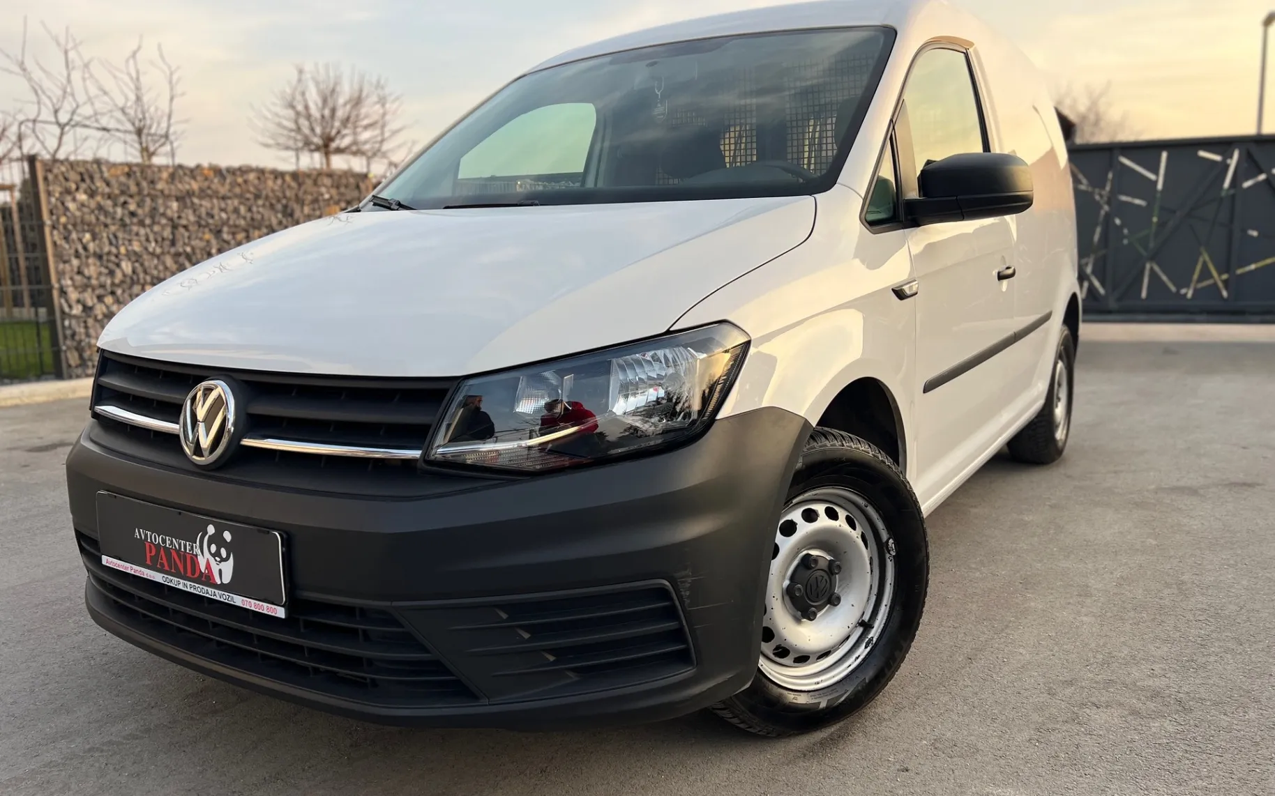Zunanja slika - Volkswagen Caddy - 2,0 TDI Comfortline - 21