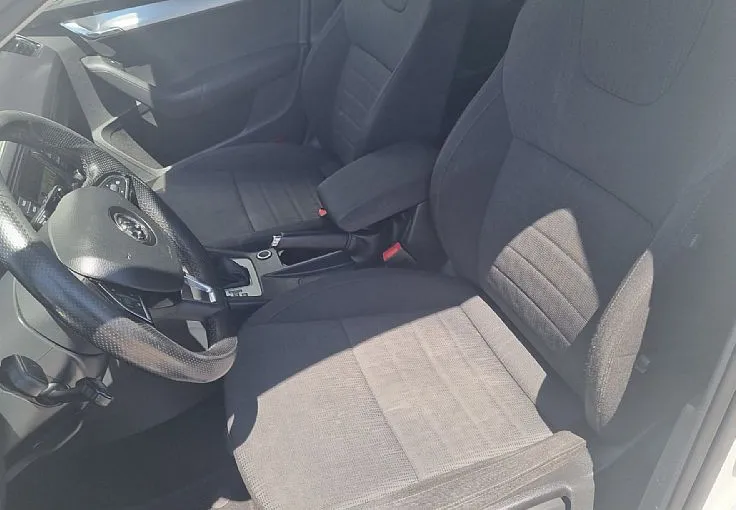 Zunanja slika - Škoda Octavia - Combi 1.6 TDI Ambition DSG EL. KUFERAM.BI XSENON - 7