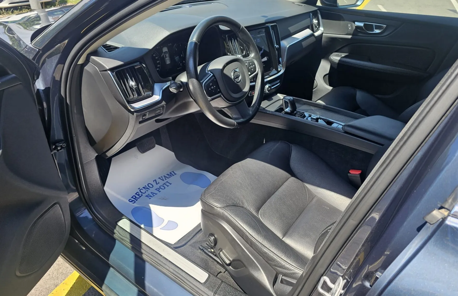 Zunanja slika - Volvo V60 - B4D Momentum Pro |FulLED|usnje|alu|ACC|navi|el prt - 7