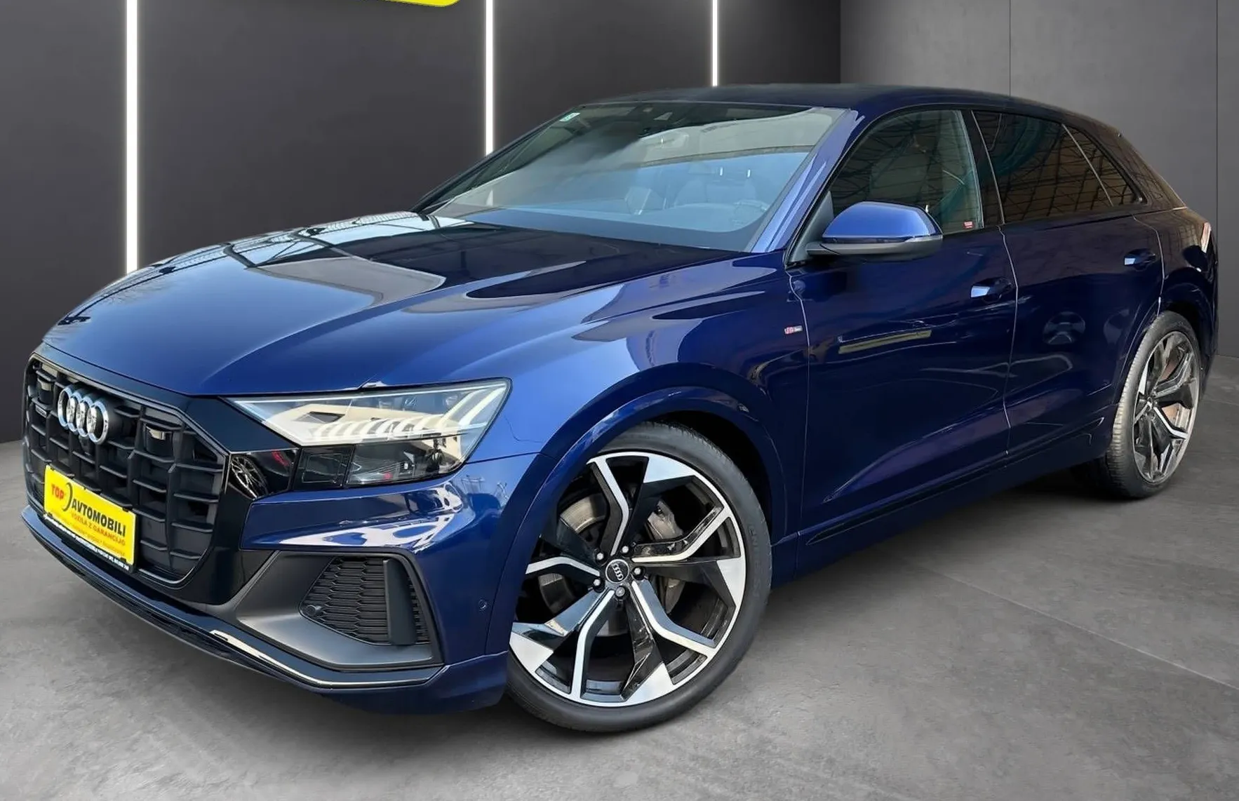 Zunanja slika - Audi Q8 - 50 TDI Q 3×S LINE HD MATRIX VIRTUAL RADAR KAMERA - 2