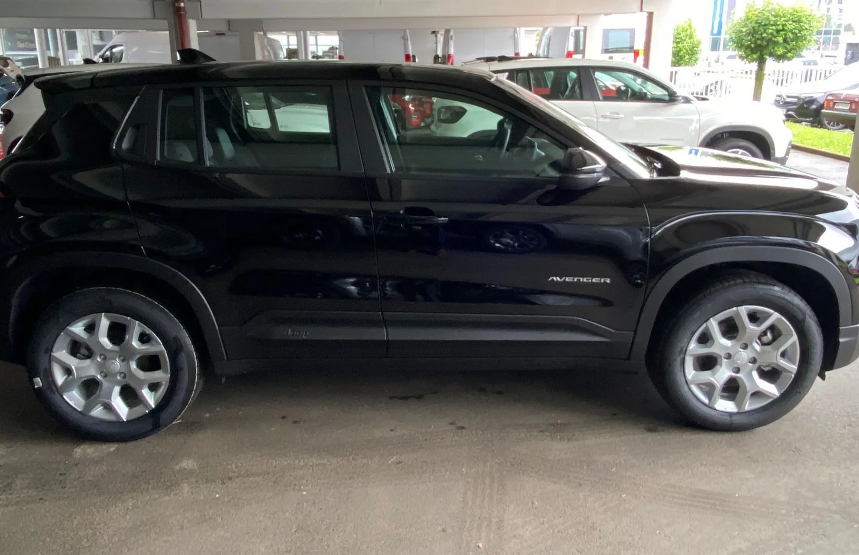 Zunanja slika - Jeep Avenger - Altitude 1.2 E-DCT6 MHEV 100 - 3