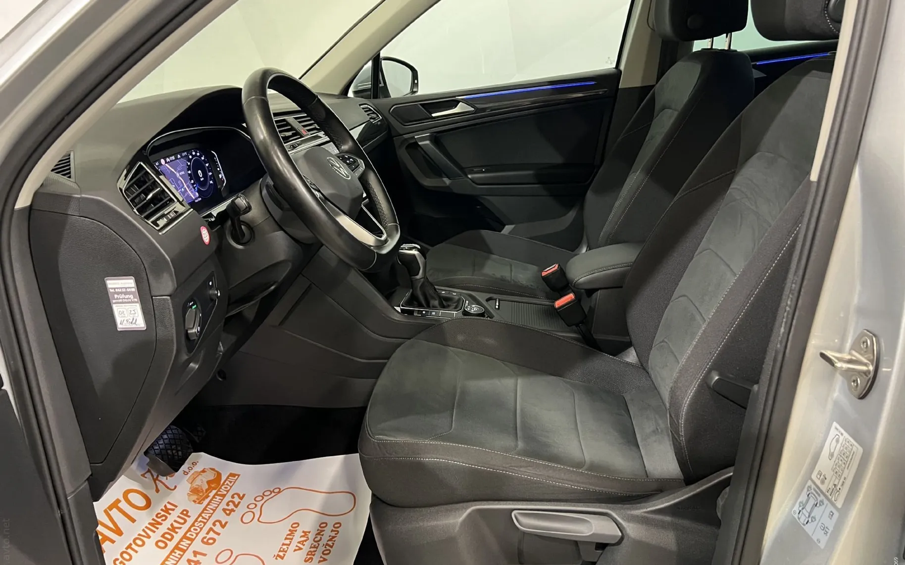 Notranja slika - VW Tiguan - 2.0 TDI-4X4-AUT-IQ-VIRTUAL-ACC-HEAD UP-LED-KAMERA. - 9