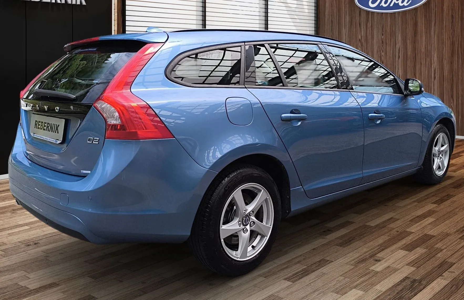 Zunanja slika - Volvo V60 - D2 1.6 TD- NAV- OPRAVLJEN VELIK SERVIS 05 2026 - 4