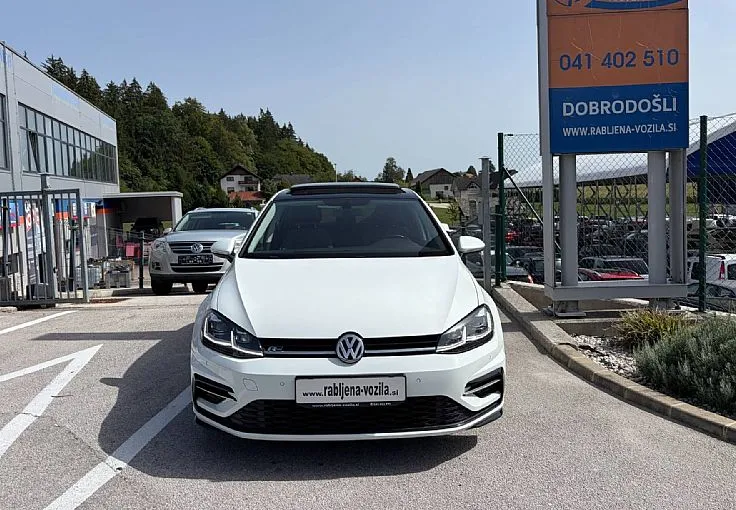 Zunanja slika - Volkswagen Golf - 1.6 TDI BMT R-Line Edition PANORAMA - 2