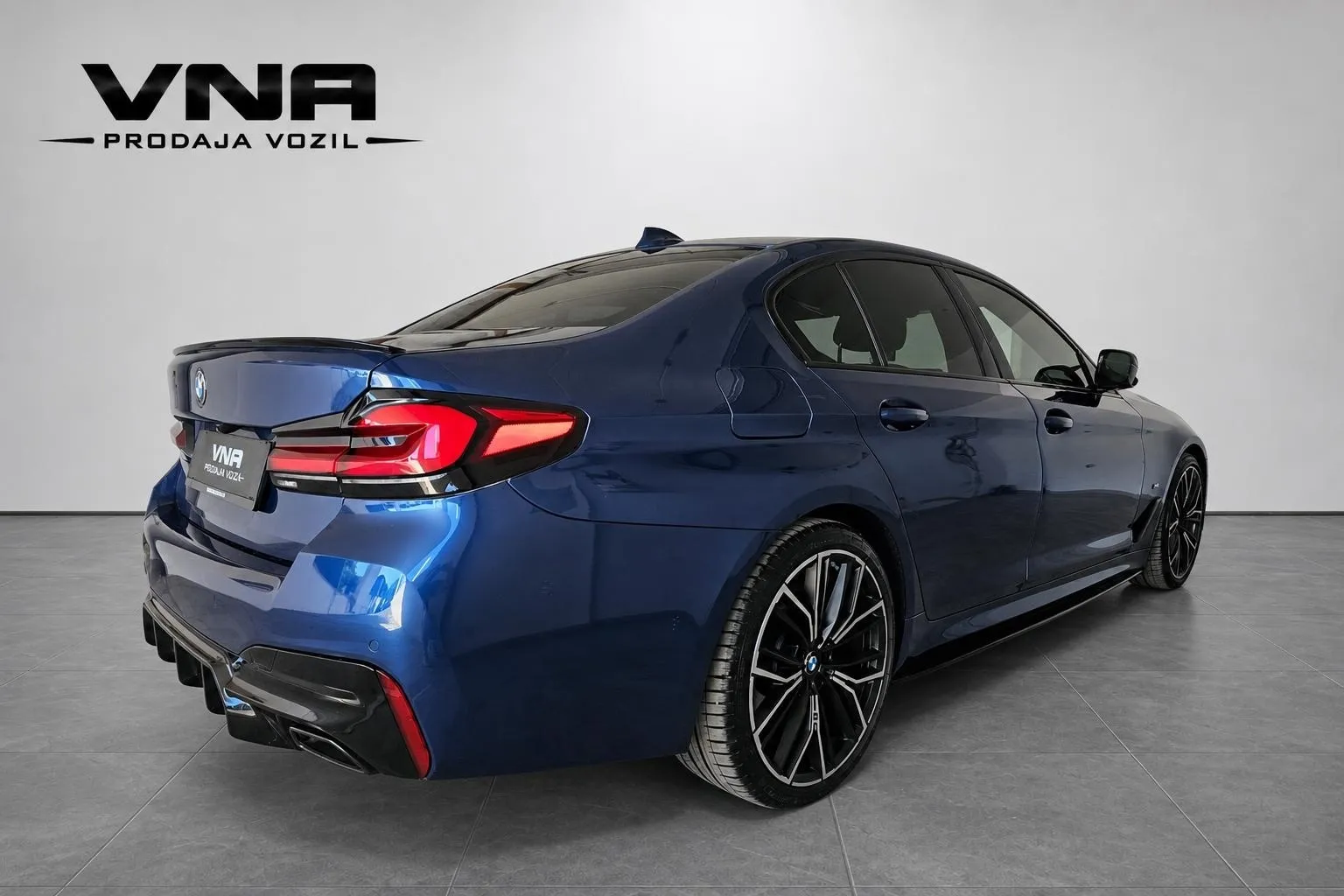 Zunanja slika - BMW serija 5: - 530d xDrive M-OPTIC |AERO|VIRTUAL|KAMERA|RADAR|A20 - 6