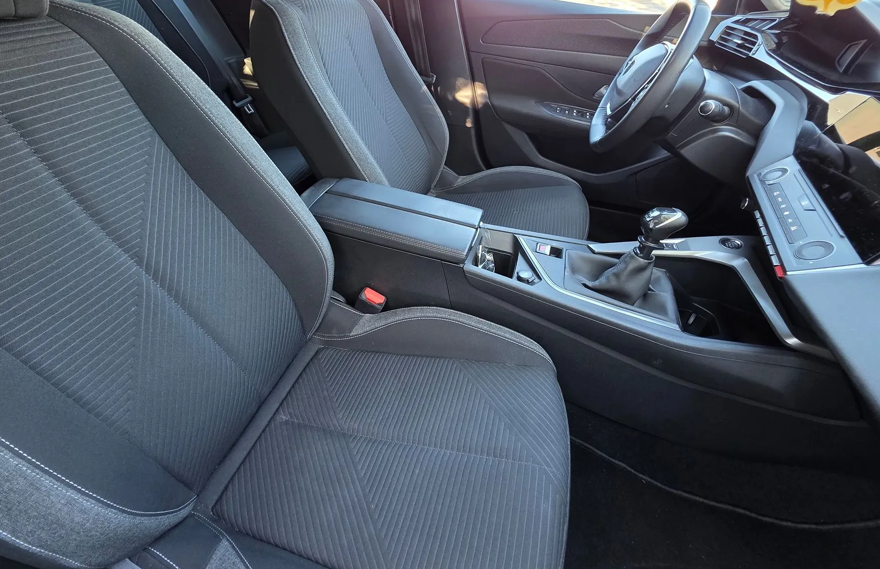 Zunanja slika - Peugeot 308 - 1.2 PURETECH 110 STT LED-ALU PLATIŠČA-PDC - 13