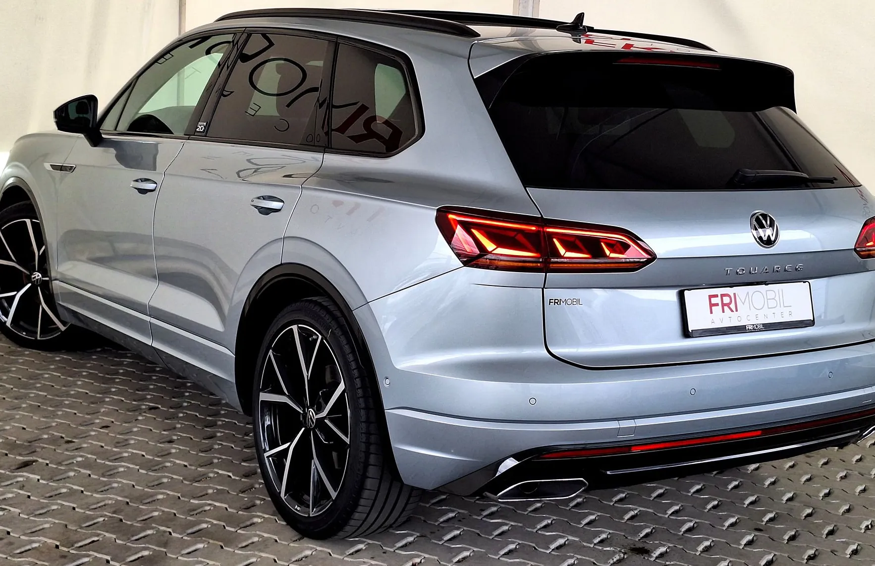 Zunanja slika - VW Touareg - 4motion V6 TDI R-Line EDITON 20•AIR•4CONTROL•PANO• - 4
