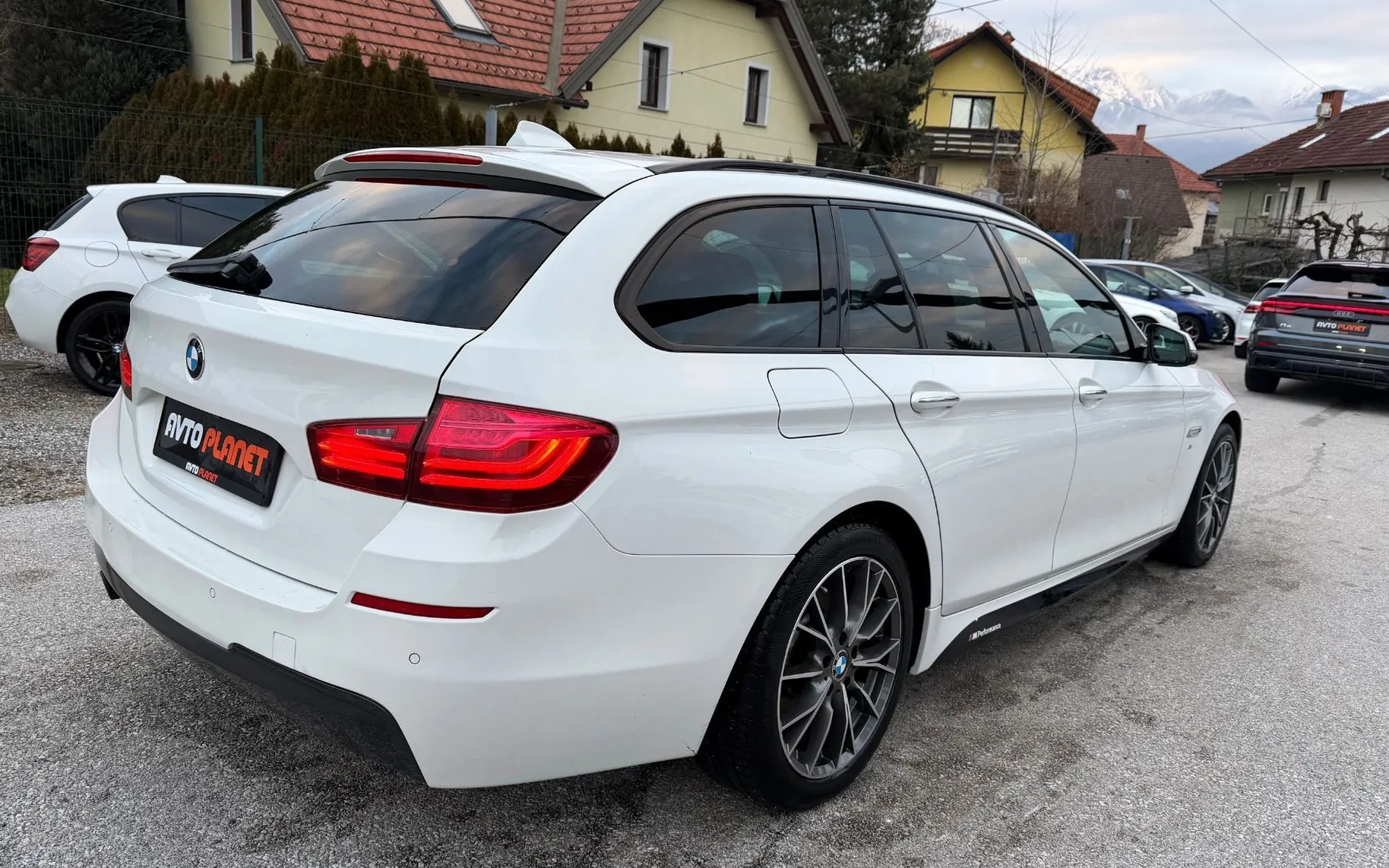Zunanja slika - BMW Serija 5 - Touring: 530d xDrive M SPORT SLO 1.LASTNIK FULL LED ACC - 7