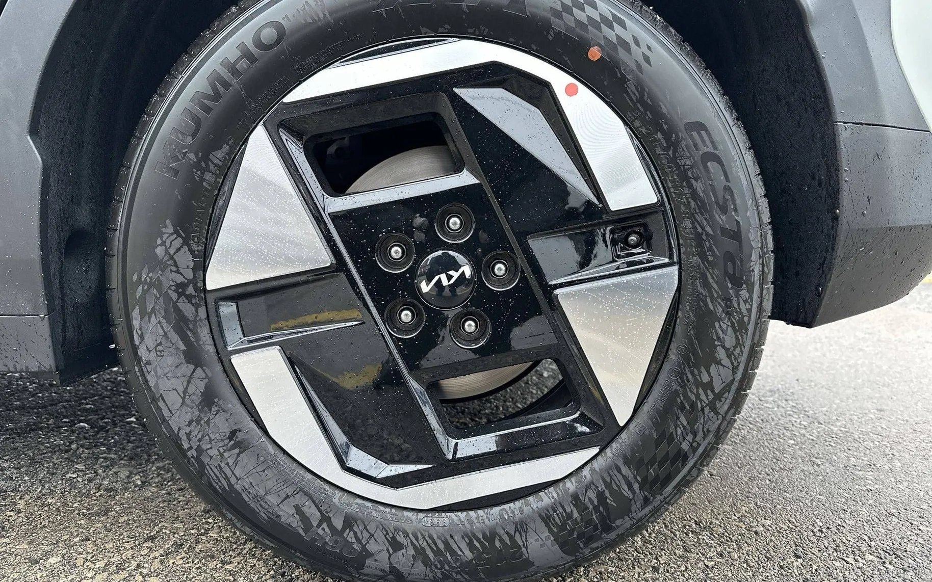 Notranja slika - KIA EV3 - STAR 58.3 kWh baterija... - 9