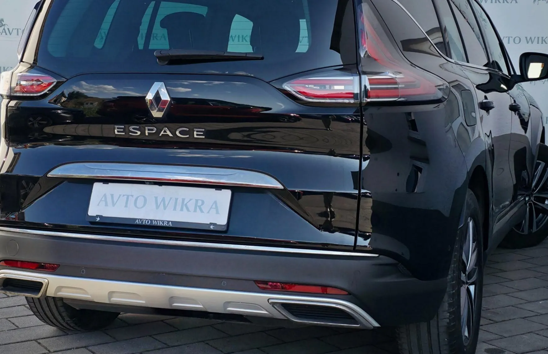 Zunanja slika - Renault Espace - 2.0dCi EDC Intens FULLED•PANOR•BLIS•7SED•KAMER•18C - 4