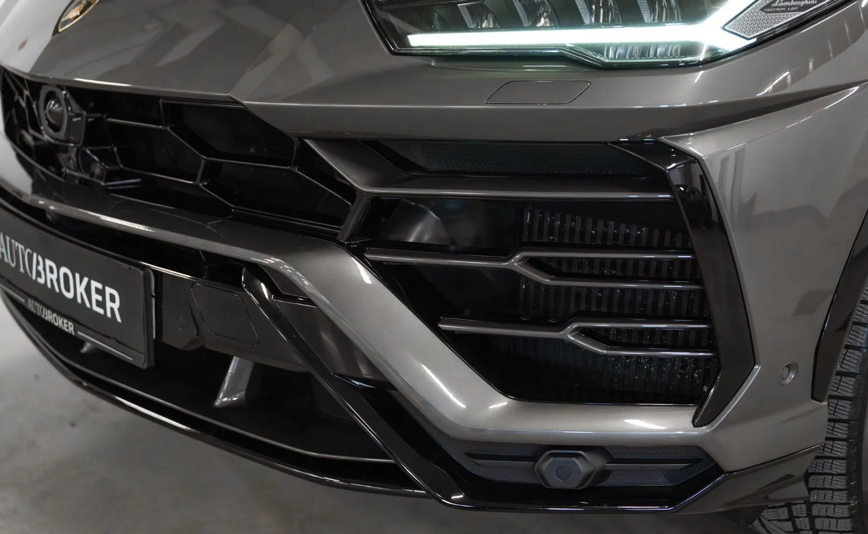 Zunanja slika - Lamborghini Urus - B O | NIGHT VISION | PANO | 22 | VK | GARANCIJA - 9