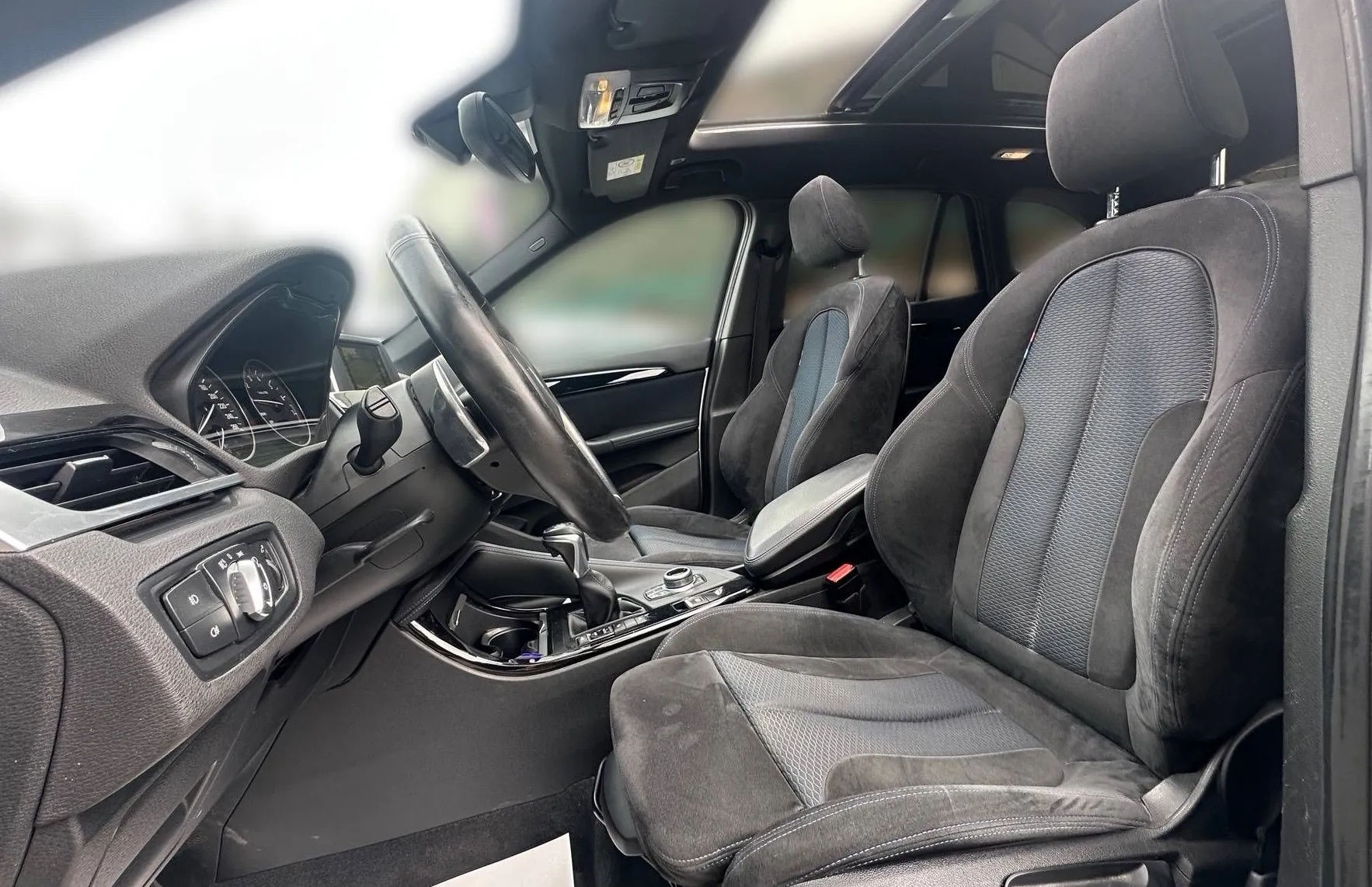 Zunanja slika - BMW X1 - serija :  xDrive25i M SPORT LED ACC NAVI PANO KAM KLJUKA - 14