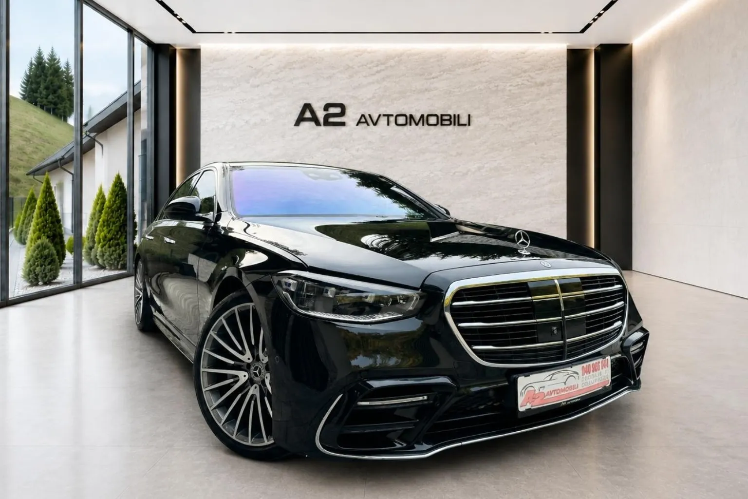 Notranja slika - Mercedes-Benz S-Razred - S 500 4MATIC AMG Line Avt.-MAX OPREMA- - 9