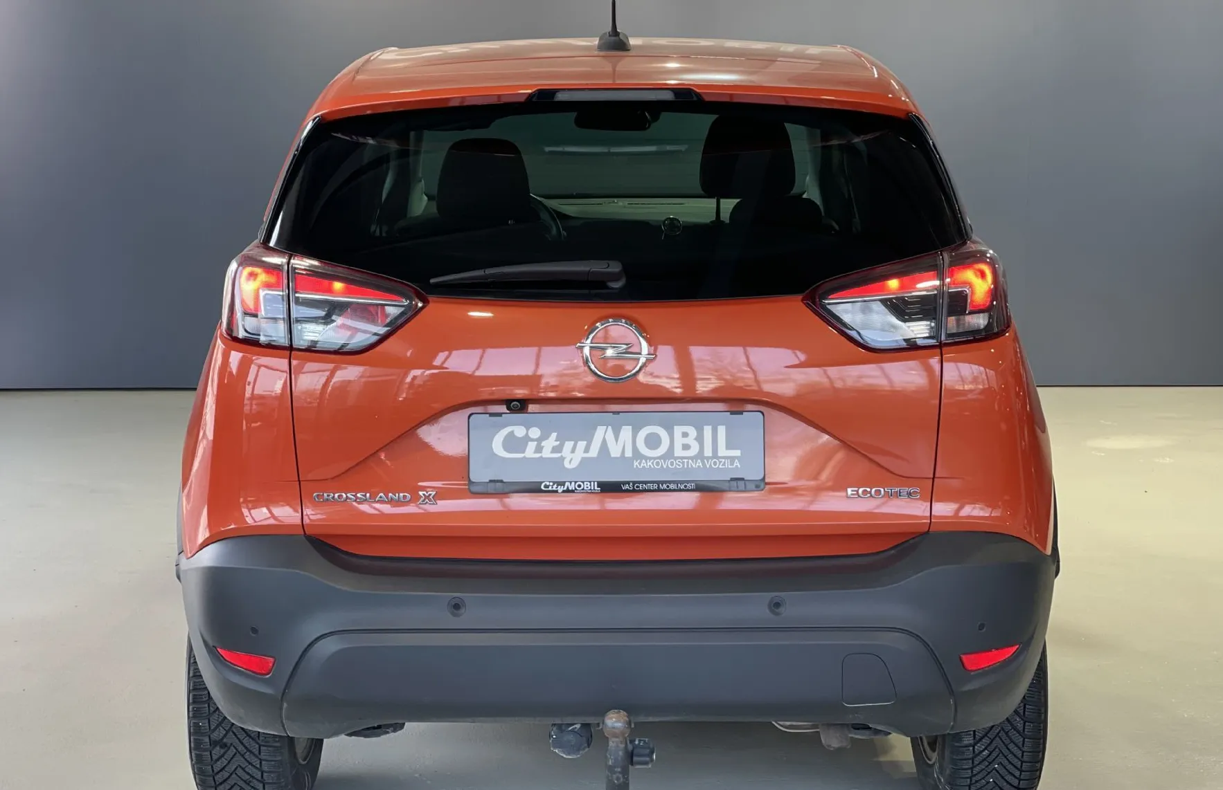 Zunanja slika - Opel Crossland X - 1.LASTNIK-SLO-KAMERA-KLJUKA-TEMPOMAT-ALU - 6