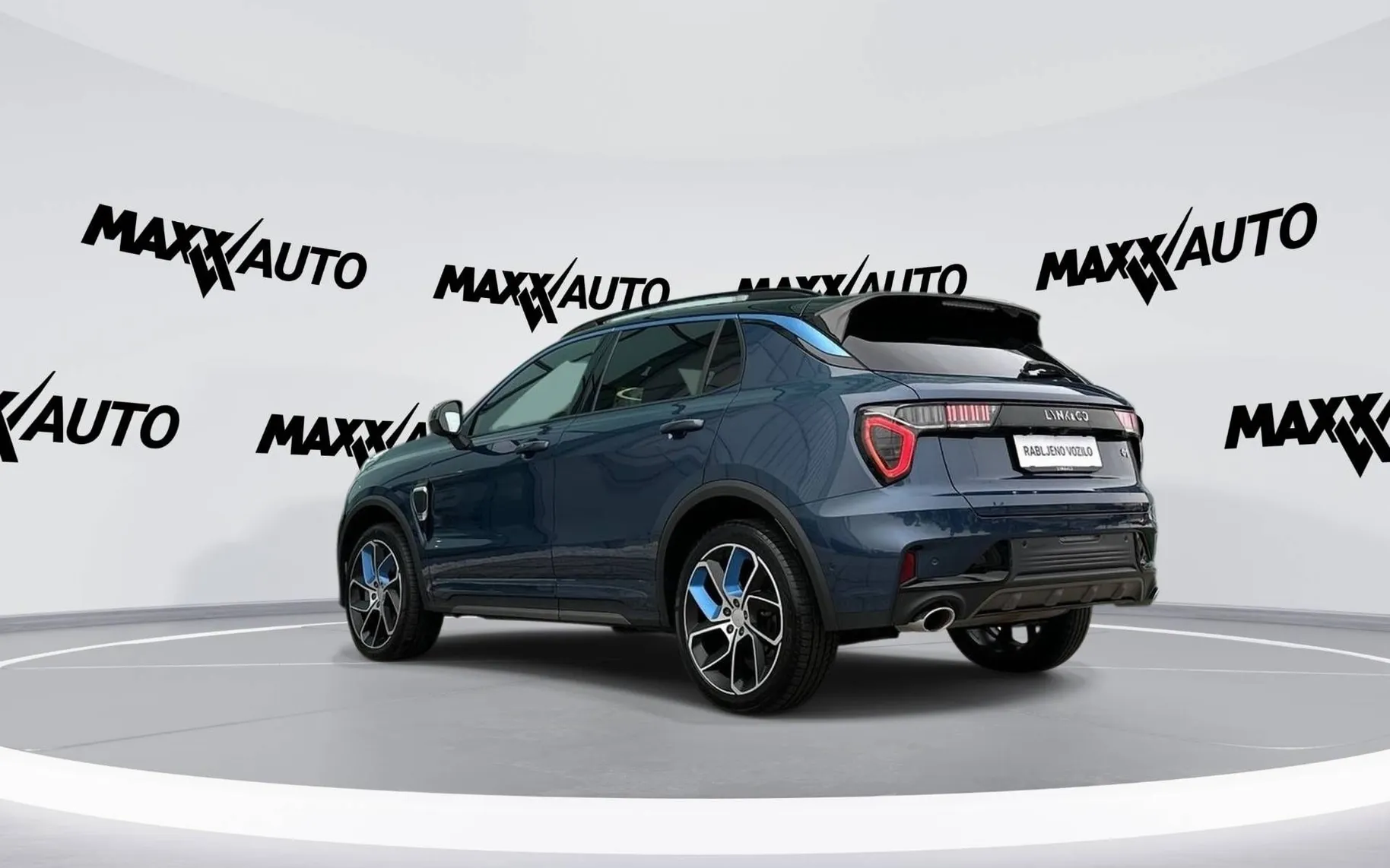 Notranja slika - Lynk & Co 01 - PHEV... - 7