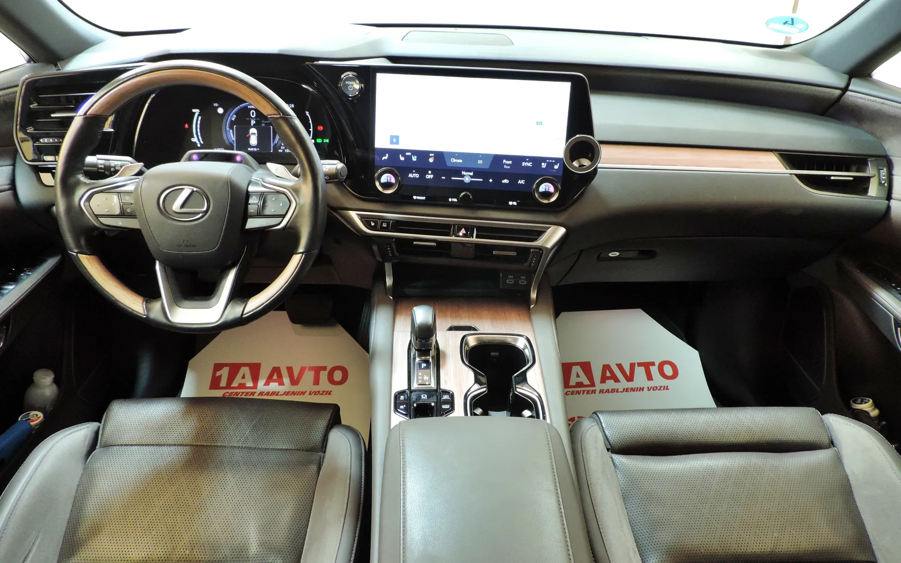 Zunanja slika - Lexus RX - Lexus  450h+ AWD PHEV Luxury. ACC-360-21 COL - 13
