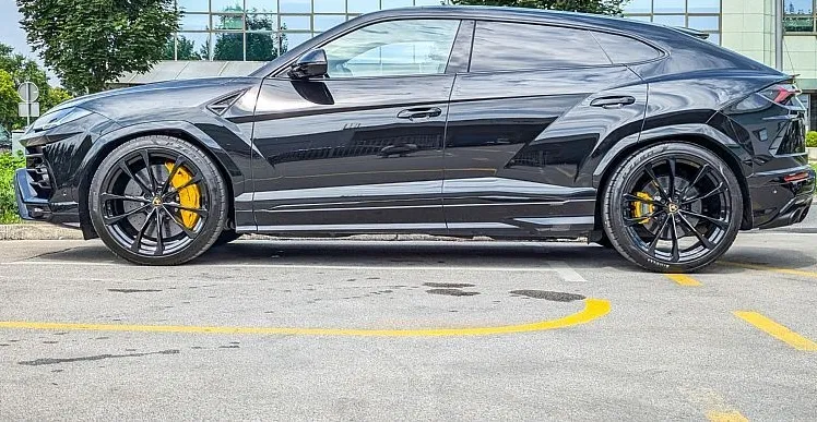 Zunanja slika - Lamborghini Urus - ADAS 360 HUD STARYNIGHT MASAŽA GAR. FEB2026 - 8