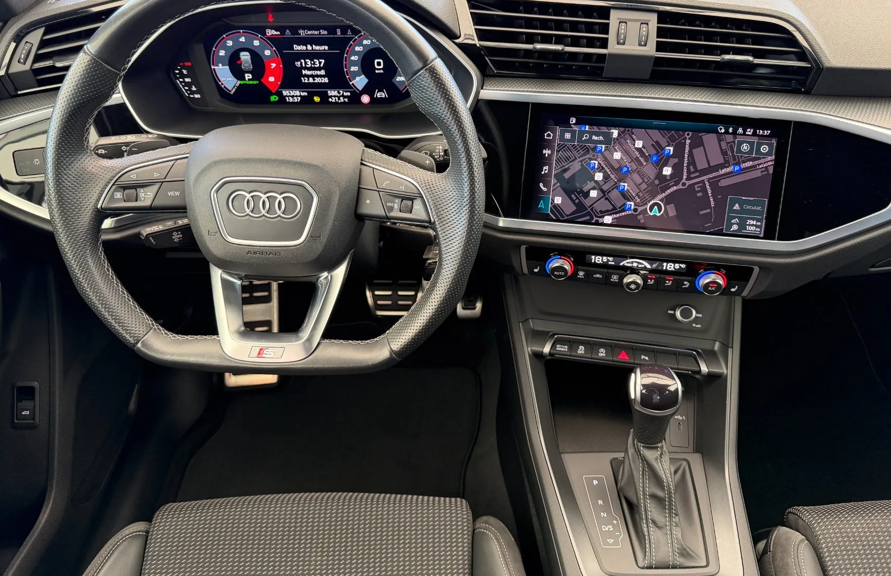 Zunanja slika - Audi Q3 - S-LINE 35 TFSI S-TRONIC - VIRTUAL - LED - 7